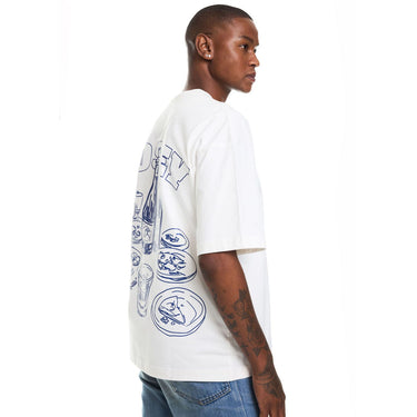 Tutti a Tavola Graphic Tee