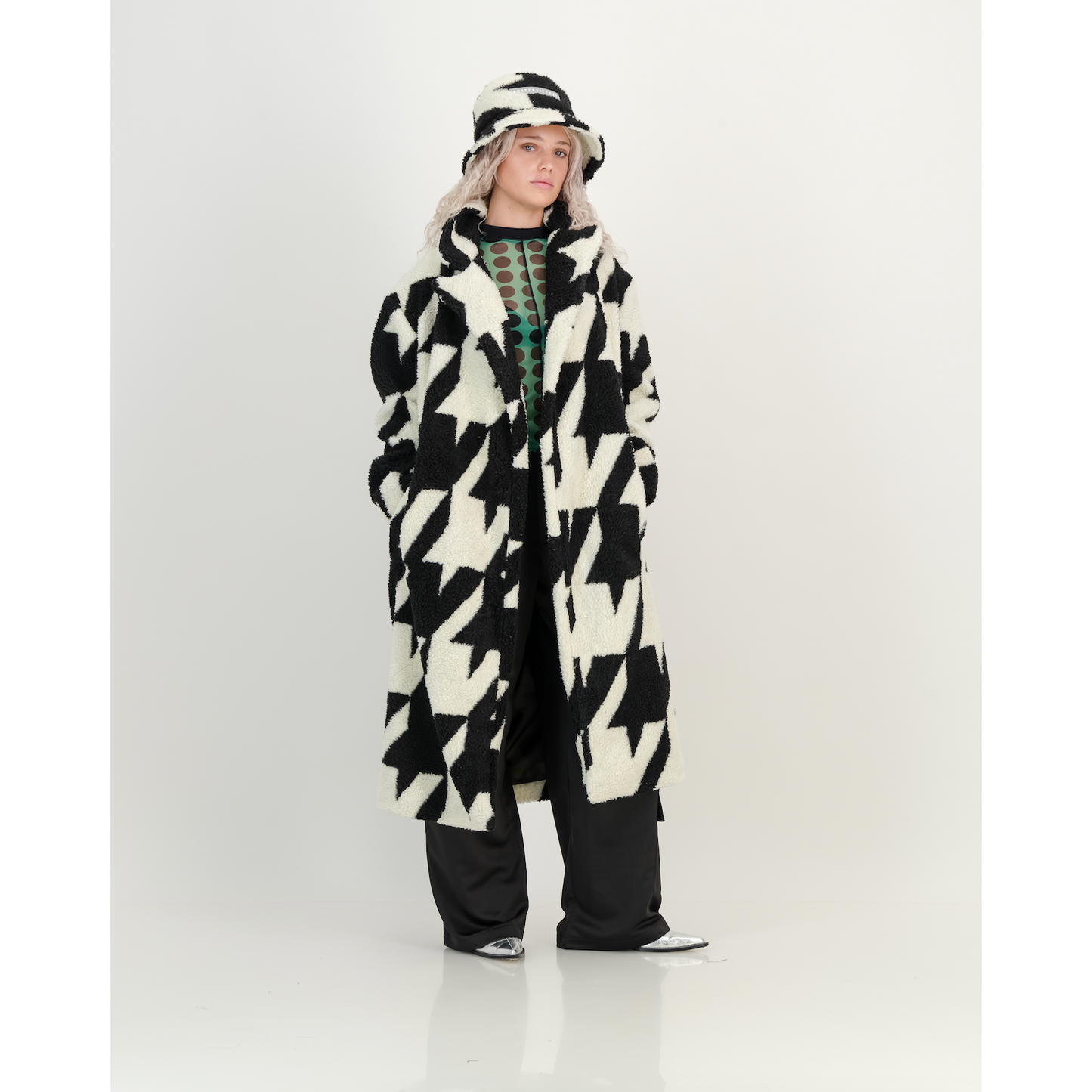 Sherpa Coat in Black & White Houndstooth
